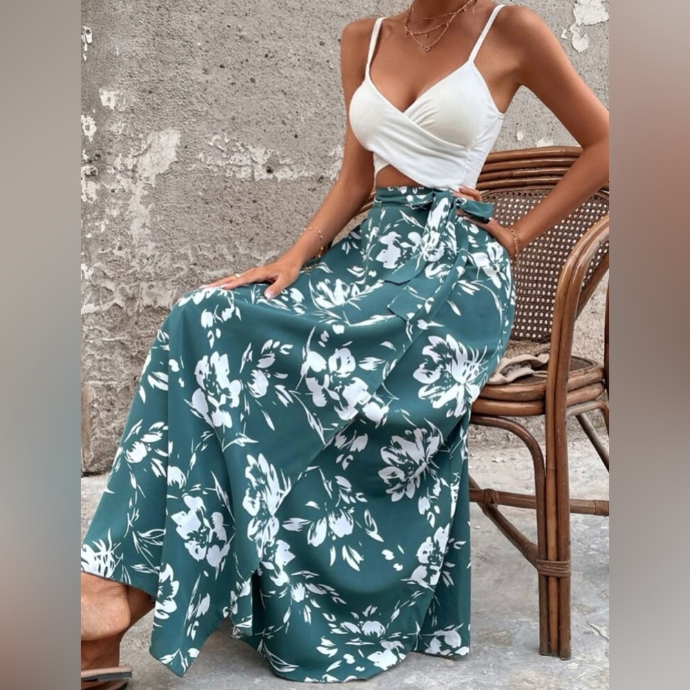 Floral Print Belted Wrap Skirt